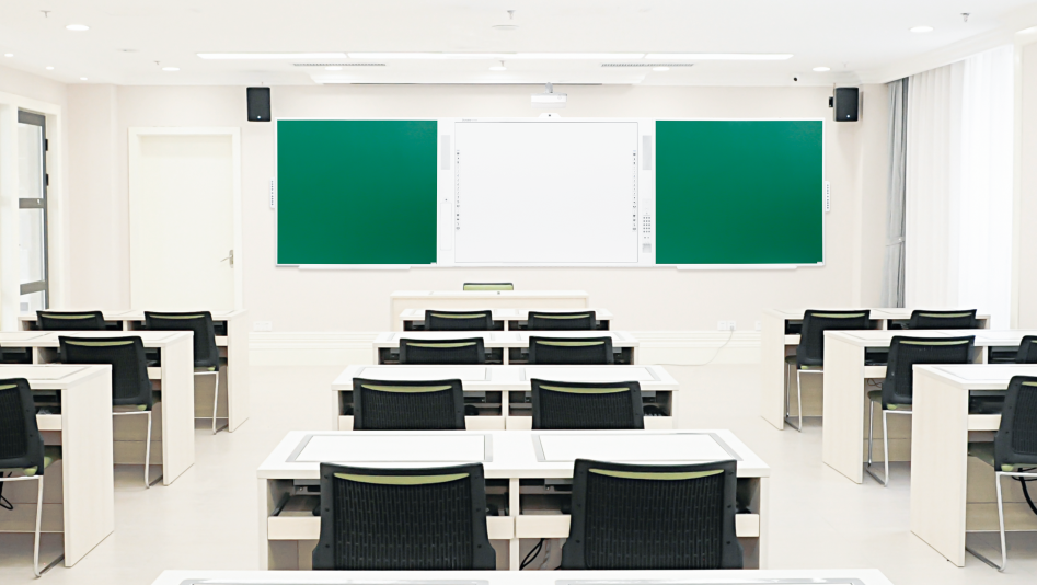 东方中原激光黑板,让教育的每个环节,更加简单!